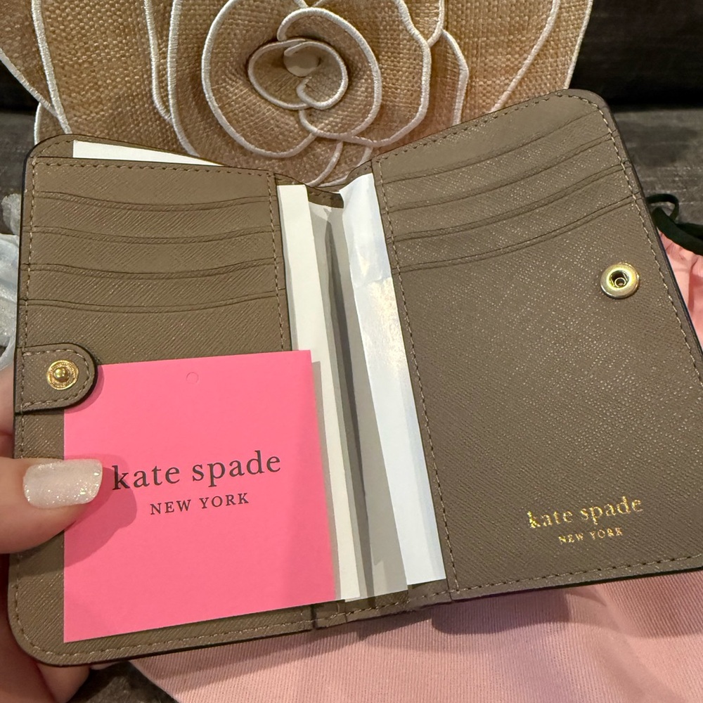 Kate Spade Rose 3d Natural and White Handbag with spade flower Wallet - Picture 11 of 13